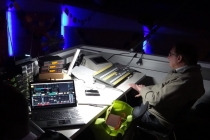 Hinter der Bühne - Lei Blau