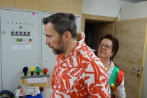 Hinter der Bühne - Lei Blau