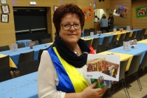 Hinter der Bühne - Lei Blau