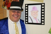 Hinter der Bühne - Lei Blau