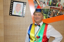 Hinter der Bühne - Lei Blau